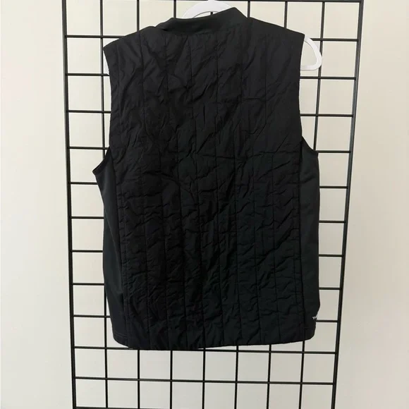 Nike Men’s Quilted Black Vest - Picture 4 of 4